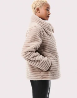 Bernardo Fashions Castle Cozy Vegan Fur Jacket>Women Vegan Fur