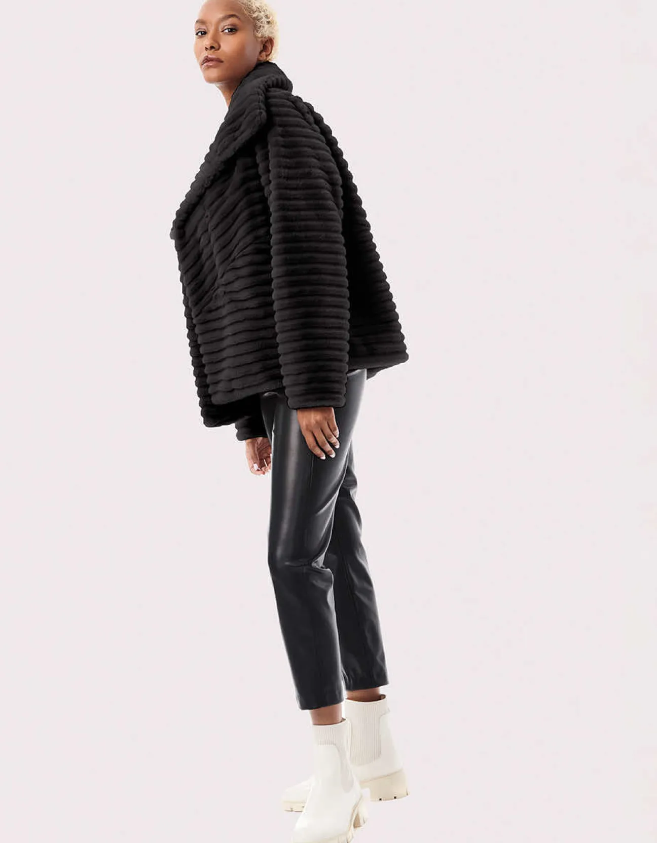 Bernardo Fashions Castle Cozy Vegan Fur Jacket>Women Vegan Fur