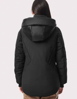 Bernardo Fashions Coastal Casual Puffer Jacket>Women Heavy Winter Coats