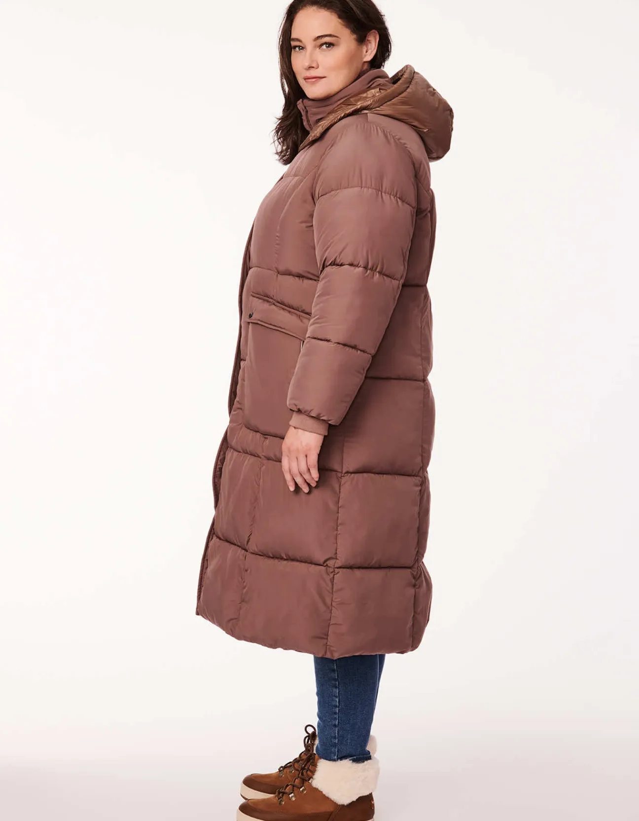 Bernardo Fashions Town Square Long Winter Puffer Coat - Curve>Women Long Coats